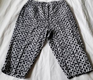 Womens Black and White Capri Pants 14P